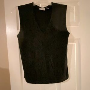 Chico’s Traveler’s V-neck Top